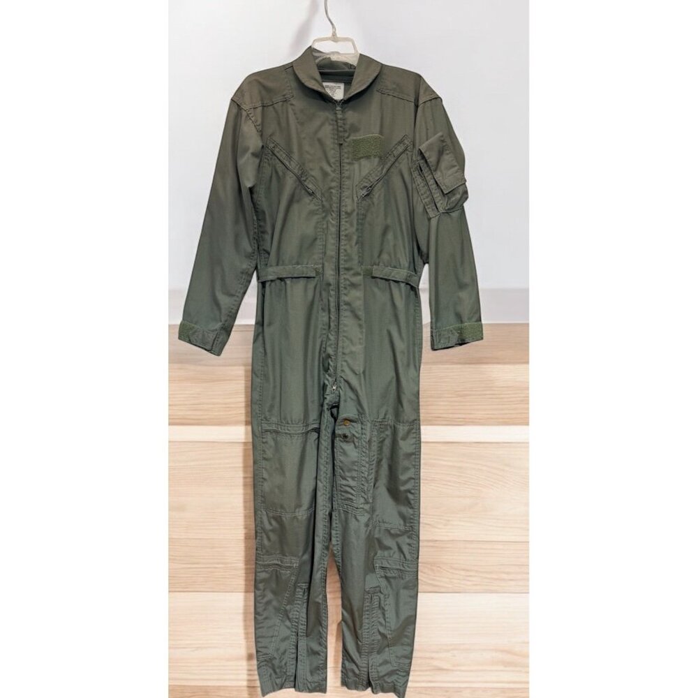 Flight Suit Flyer Coveralls Mens 40R  Sage Green Military FR Summer Lajas Indus.